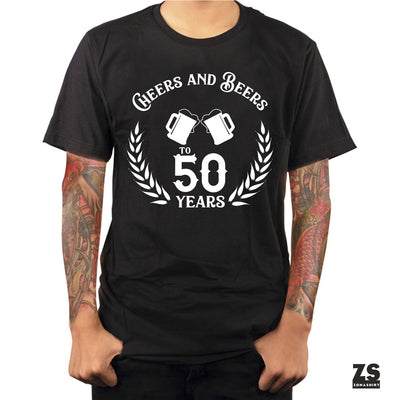 Camiseta 50 años, saludos y cervezas
